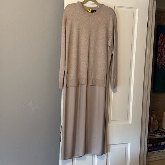 Theory Dresses & Skirts - Theory dress. Champagne color. Absolutely gorgeous!